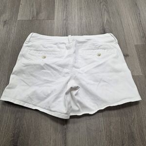 American Eagle Outfitters White Shorts Classic Cotton‎ Stretch Size 6